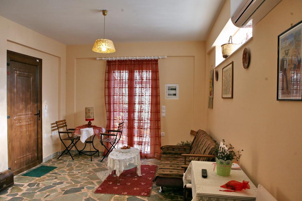 Evaland Traditional Houses Tarti Room photo